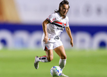O São Paulo estreou com vitória na Libertadores Feminina ao vencer o San Lorenzo por 2 a 0 na Argentina, com gols de Millene e Camilinha. Time volta a campo na segunda-feira contra o Colo-Colo.