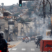 Operação Contenção no Rio de Janeiro registra 64 mortes e bloqueios nas ruas, escolas e transportes. Organizações criticam violência contra favelas e destacam desigualdade na atuação policial.