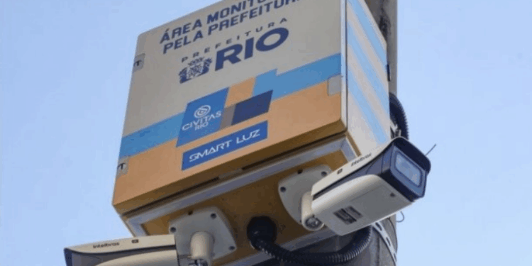 Rio instala primeiras supercâmeras inteligentes com tecnologia de busca criminal por imagem