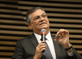 O STF iniciará análise de 35 mil emendas Pix do período 2020-2024, avaliando execução e possíveis irregularidades. Novos painéis de transparência permitirão acompanhar uso do dinheiro público em tempo real.