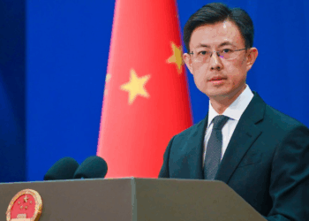 China condena sanções dos EUA contra petrolíferas russas e critica medidas “sem base legal”