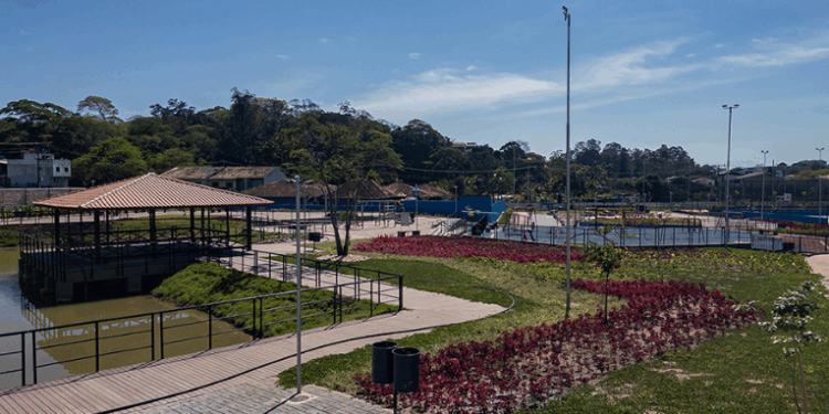 A Prefeitura de Macaé inaugura o Parque do São Marcos no Dia das Crianças com programação gratuita para toda a família. Evento acontece neste domingo, 12 de outubro, das 9h às 16h.