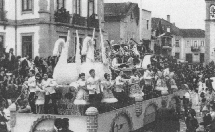Conheça a trajetória do Carnaval carioca, suas influências culturais e como se tornou um ícone de celebração e identidade brasileira.