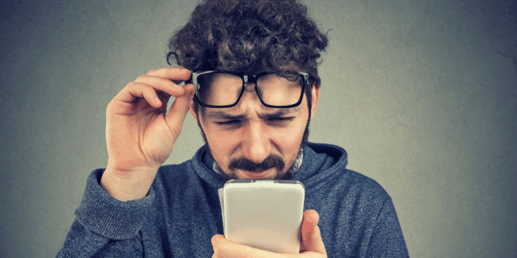 Pix registra falhas em todo o Brasil no mesmo dia em que pane na AWS afeta serviços digitais. Banco Central diz que sistema opera normalmente.