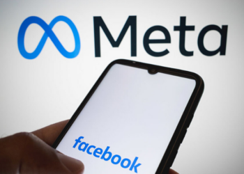 AGU notifica Meta (Facebook e Instagram) para excluir conteúdos sobre venda ilegal de garrafas e rótulos de bebidas. Medida ocorre após aumento de intoxicações por metanol no Brasil.