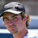 João Fonseca, promessa do tênis brasileiro e atual número 43 do mundo, é confirmado no Rio Open 2026. Tenista disputará sua quarta edição do torneio ATP 500 no Rio de Janeiro.