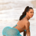 Com 130 cm de quadril, Vanessa Ataídes posa nua para a capa da revista Sexy e fala sobre autoestima, empoderamento e a preparação para o ensaio “Chair Dance”.
