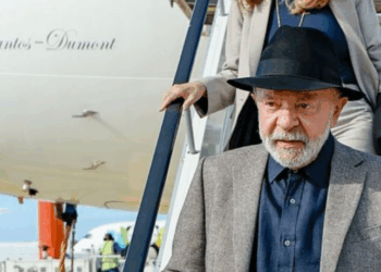 O presidente Lula desembarcou em Roma para participar do Fórum Mundial da Alimentação, promovido pela FAO. Ele também se reunirá com o Papa Leão XIV e participará da Aliança Global contra a Fome e a Pobreza.