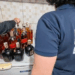 País soma 32 casos de intoxicação por metanol em bebidas alcoólicas adulteradas. Ministério da Saúde investiga 181 suspeitas e confirma cinco mortes.