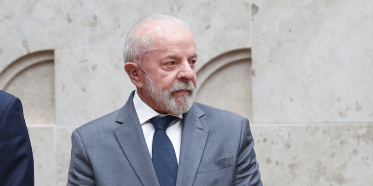 Em Roma, Lula afirma que escolherá nome com qualificação técnica para o STF, sem priorizar afinidades pessoais. Declaração vem após anúncio da aposentadoria antecipada do ministro Luís Roberto Barroso.