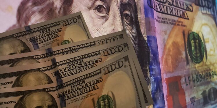 O Crepúsculo do Dólar: A ascensão de um mundo multipolar