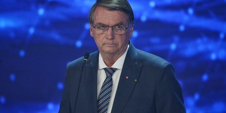 Quanto tempo Bolsonaro pode ficar preso em regime fechado? Entenda o que diz a legislação