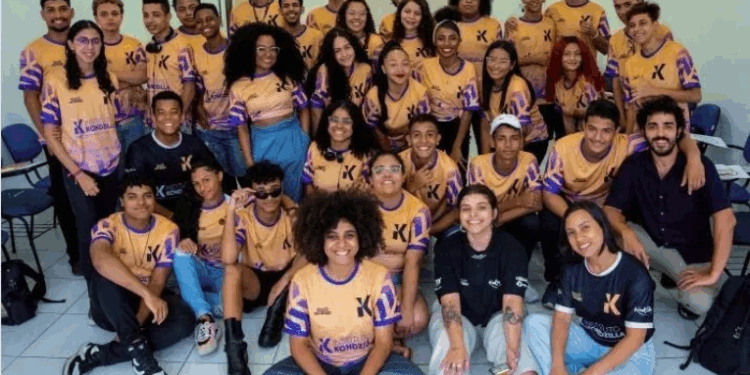 Instituto KondZilla lança Escola de Criadores Online, curso gratuito para jovens de todo o Brasil, com formação em produção audiovisual, redes sociais, negócios culturais e indústria da música.