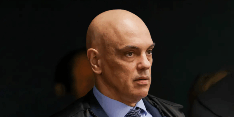 O STF estende prazo para o governo do Rio entregar informações detalhadas sobre a Operação Contenção, ação policial que provocou 121 mortes. Documentos e imagens periciais devem ser enviados até 17 de novembro de 2025.