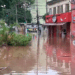 São Paulo tem domingo de chuva intensa e risco de alagamentos no feriado de Finados. Frente fria e corredor de umidade mantêm o tempo instável nos próximos dias.