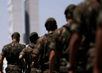 Defesas de militares citados no núcleo 3 da suposta trama golpista contestam acusações da PGR, alegam ausência de provas e pedem absolvição ou desclassificação dos crimes.