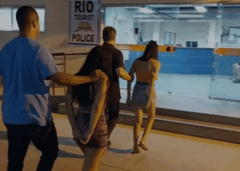 Grupo que dopava homens gays no Rio alugou mansão de luxo com dinheiro dos golpes