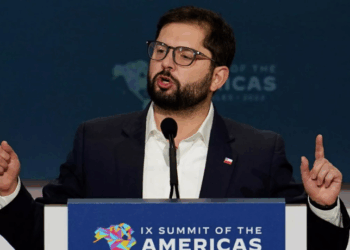 Presidente chileno felicita candidatos e destaca importância da democracia após divulgação dos resultados preliminares do Servel