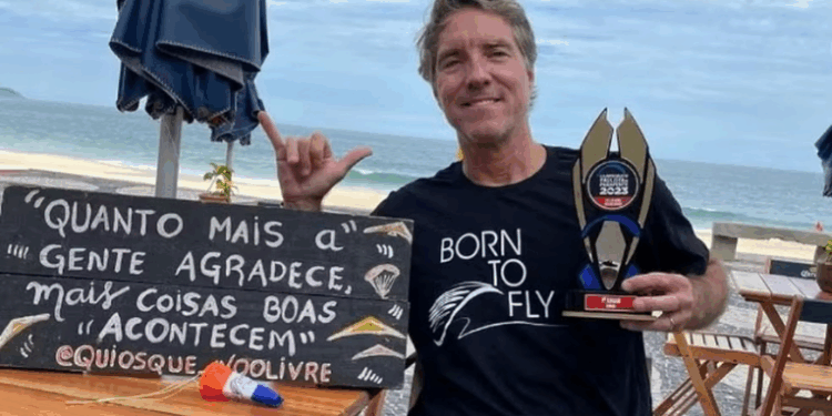 Bicampeão brasileiro de asa-delta e ex-presidente da CBVL colide durante pouso em São Conrado e não resiste aos ferimentos