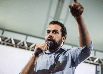 Boulos critica governadores bolsonaristas e defende ações federais na segurança pública
