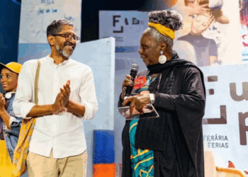 A 15ª edição da Flup acontece no Viaduto de Madureira e celebra literatura periférica, homenageia Conceição Evaristo e promove atividades sobre cultura afro-brasileira e diáspora africana.