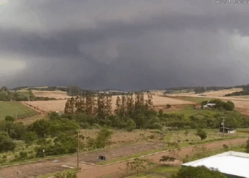 Tornado F3 atinge Rio Bonito do Iguaçu (PR) e deixa seis mortos e centenas de feridos