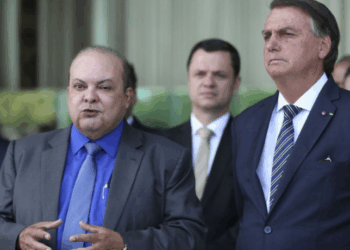 Ibaneis Rocha afirma que vai cumprir decisão do STF caso Bolsonaro seja preso na Papuda