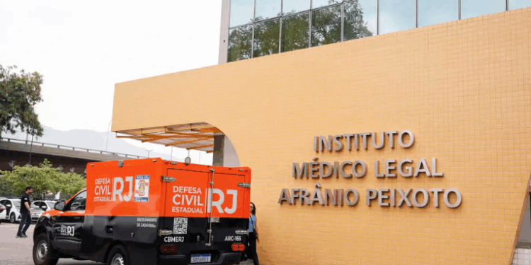 Polícia Civil do Rio divulga perfil de mortos na Operação Contenção; maioria tinha ligação com o Comando Vermelho e autoridades acompanham investigação.