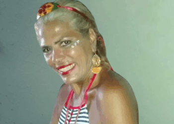 Lia Hollywood morre após ataque de pitbull do próprio filho