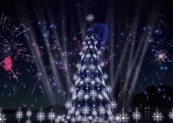 A Árvore de Natal flutuante da Enseada de Botafogo será inaugurada neste domingo no Rio, com shows, efeitos visuais e atração prevista para receber 650 mil visitantes ao longo do período natalino.
