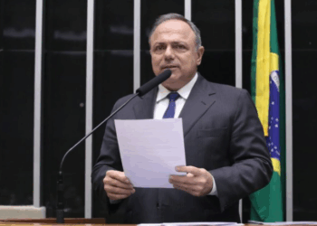 Deputados aprovam liberação de R$ 3 bilhões da meta fiscal para projetos de Defesa