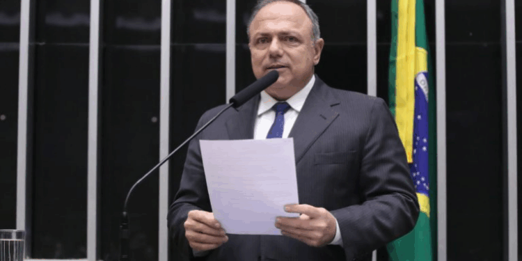 Deputados aprovam liberação de R$ 3 bilhões da meta fiscal para projetos de Defesa