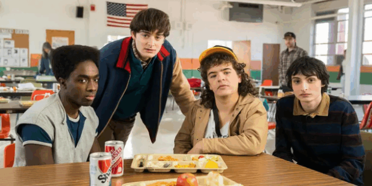 Stranger Things estreia o Volume 1 da última temporada com quatro episódios inéditos; produção revisita o desaparecimento de Will e prepara a conclusão da história em dezembro.