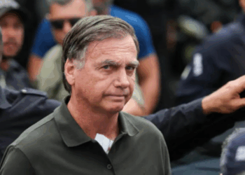 Jair Bolsonaro passa por ultrassonografia e tem hérnias inguinais detectadas