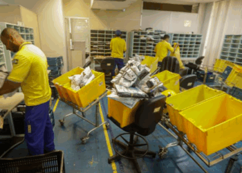 Plano de reestruturação dos Correios prevê fechamento de 1 mil agências e venda de imóveis