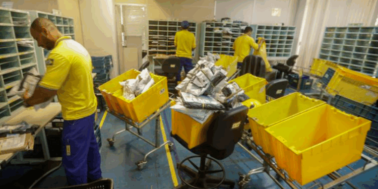 Plano de reestruturação dos Correios prevê fechamento de 1 mil agências e venda de imóveis