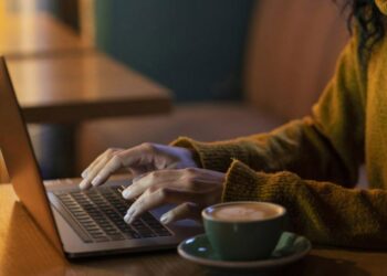 Instabilidade na Cloudflare causa queda de sites e serviços no mundo inteiro