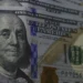 Dólar fecha em forte alta e mercado reage a tensões políticas após indicação de Messias ao STF