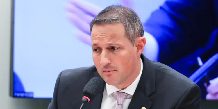 Derrite ajusta PL Antifacção e amplia poder da PF contra facções e milícias