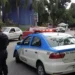 A Polícia Federal prendeu dois sargentos da PM-RJ suspeitos de fornecer informações sobre operações policiais a uma facção. A Operação Tredo cumpre 11 mandados e investiga corrupção, tráfico e homicídios.