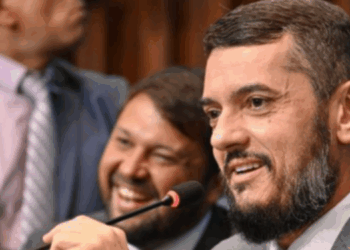 Ofício do STF chega à Alerj: Deputados votarão sobre a prisão de Rodrigo Bacellar