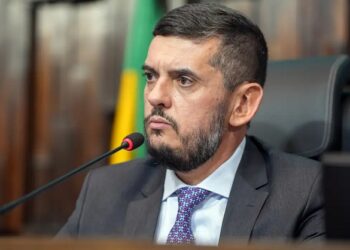Alerj aprova soltura de Rodrigo Bacellar por 42 Votos