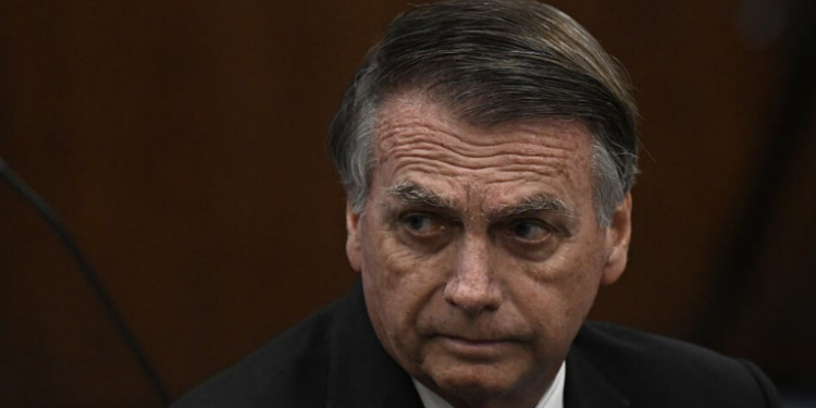STF autoriza cirurgia de Bolsonaro, que será operado nesta quinta-feira em Brasília