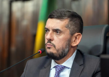 Moraes concede liberdade provisória a Rodrigo Bacellar e impõe medidas cautelares