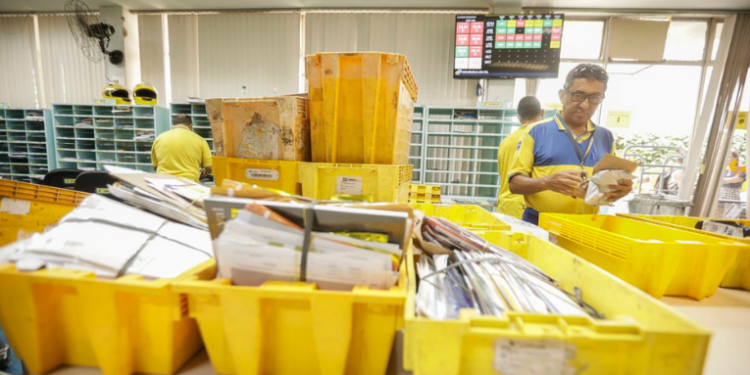 Tesouro barra empréstimo de R$ 20 bilhões aos Correios por juros acima do permitido
