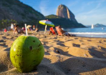 Previsão do tempo para o Rio de Janeiro indica calor extremo durante a semana de Natal, com máximas de até 40°C, ventos moderados e chuvas isoladas à tarde.