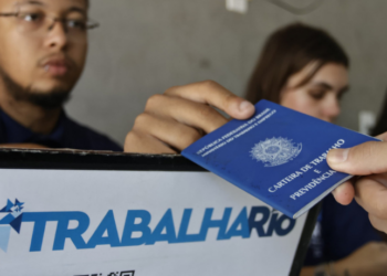 Programa Trabalha Rio percorre bairros do Rio de Janeiro oferecendo cadastro de currículos e acesso a vagas de emprego entre os dias 15 e 18, das 10h às 14h.