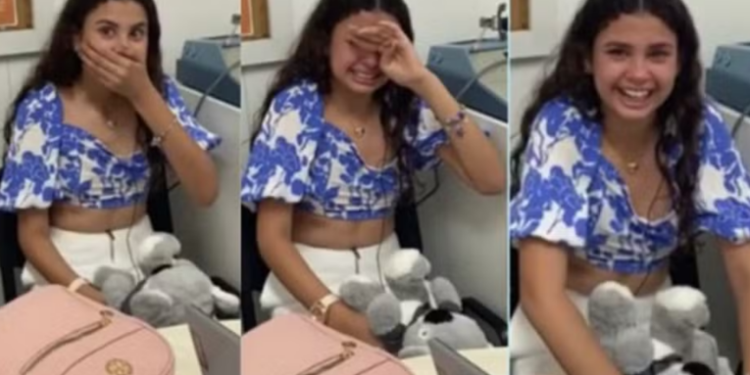 Emoção no Recife: Laís, 12, escuta a voz da mãe após cirurgia pelo SUS