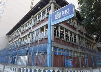Aluno de 10 anos perde a visão após ataque em escola do Rio; Secretaria diz que só soube agora