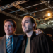 Encontro entre Carlos Bolsonaro e Jim Caviezel, intérprete de Jair Bolsonaro no filme Dark Horse, repercute nas redes. Produção já foi finalizada e contou com esquema rígido contra vazamentos.